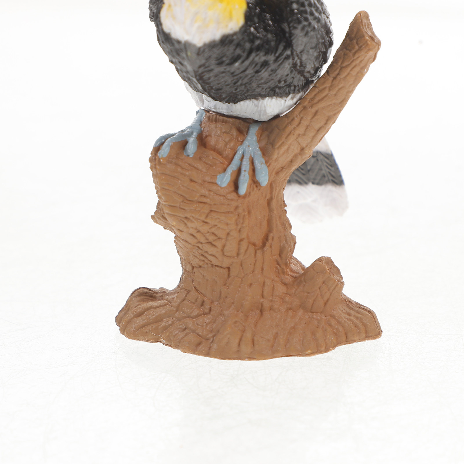 Home Decor Simulator - Vivid Bird Statue Plastic Garden Decoration