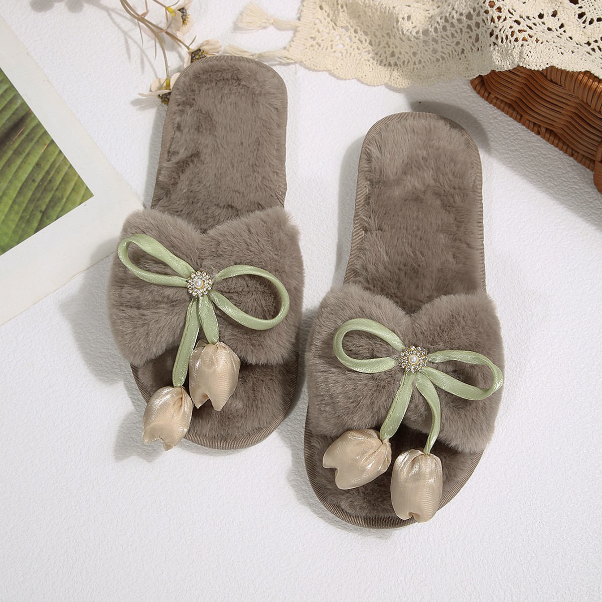 Winter Women Fashion Rhineston - đánh giá và giá Home Decor Flowers